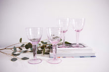 Load image into Gallery viewer, PINK WINE GLASS SET